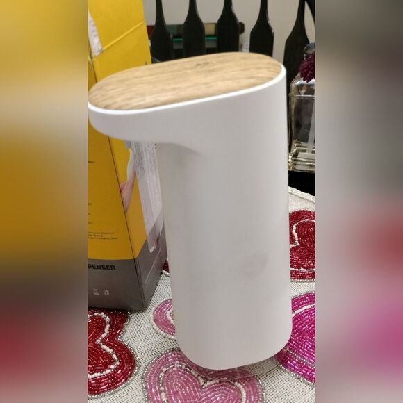 NIB!!! IPX4 Waterproof 450ml Touchless Foam Hand Soap Dispenser - Picture 2 of 6